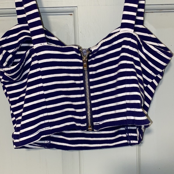 crop top - Picture 4 of 4